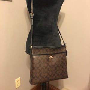 Coach authentic crossbody